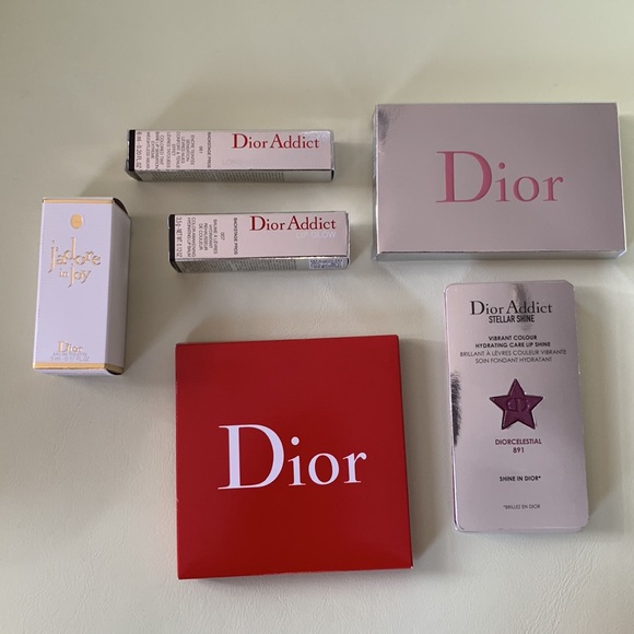 Dior Gift Set - Picture 2 of 12